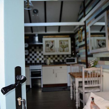 Arrowwood Self Catering Villa คิงตัน ภายนอก รูปภาพ